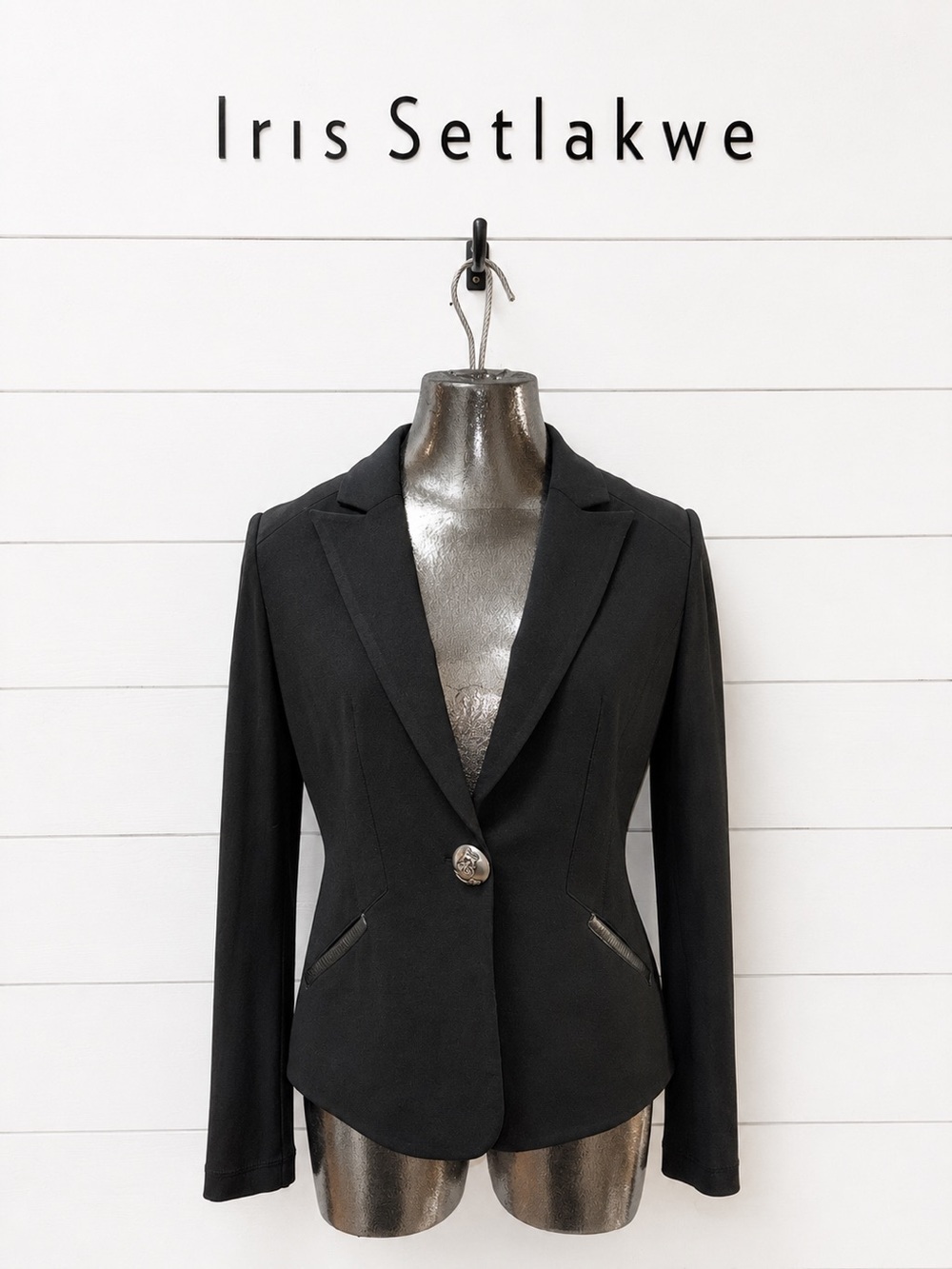 IRIS SETLAKWE Black Tailored Blazer Size 6
